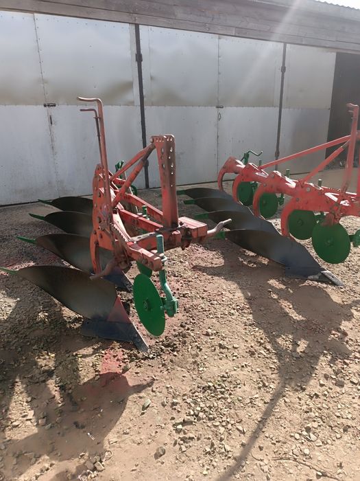 Продаються плуги Кварделен  бувші в використанні