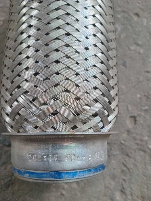 Гофра вихлопа.         .