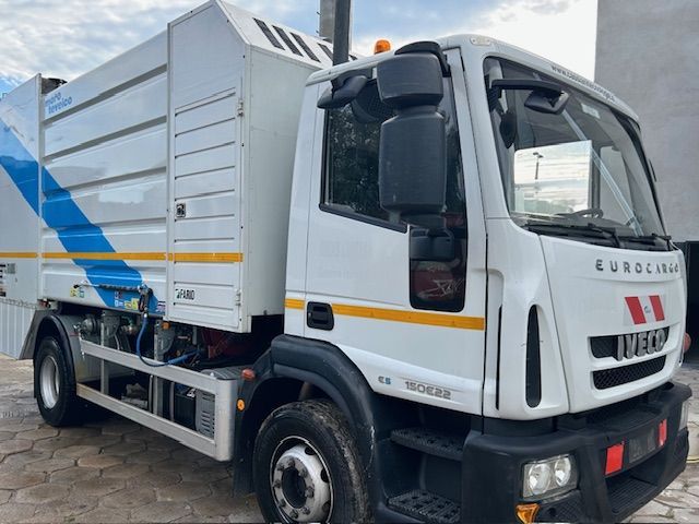 Iveco 150E22 Myjka pojazd do mycia i dezynfekcji pojemników na odpady / śmieci FARID  stan idealny nowa zabudowa mycie gorącą wodą jak nowa