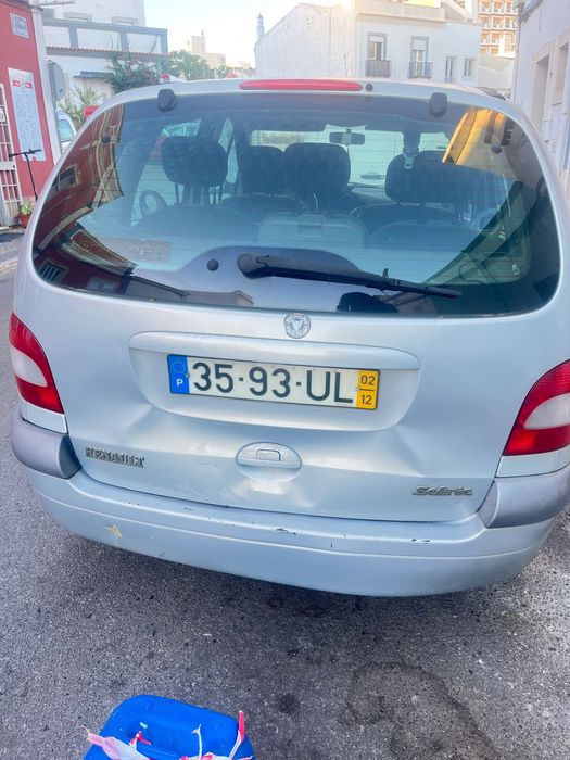Vende-se Carro Renault