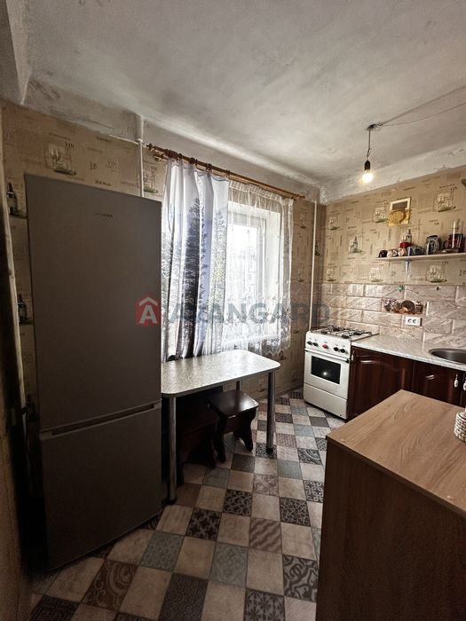 БЕЗ КОМІСІЇ 2-кімнатна квартира біля парку Бочарова