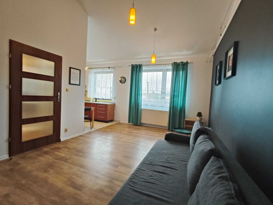 Do wynajęcia mieszkanie dwupokojowe z garażem Kochanowskiego