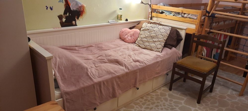 Сдам 3 кв м  Студенческая  Валентиновская 10000 гр.