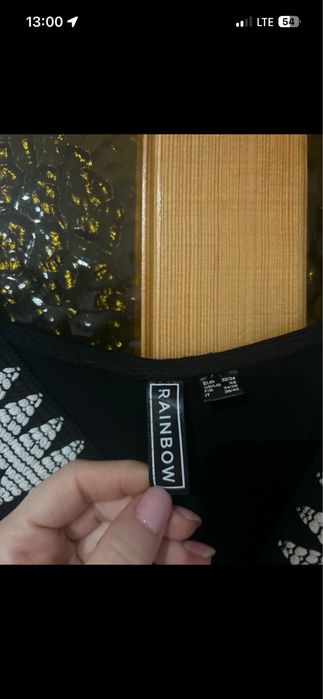 Kombinezon z regulowanymi ramiączkami