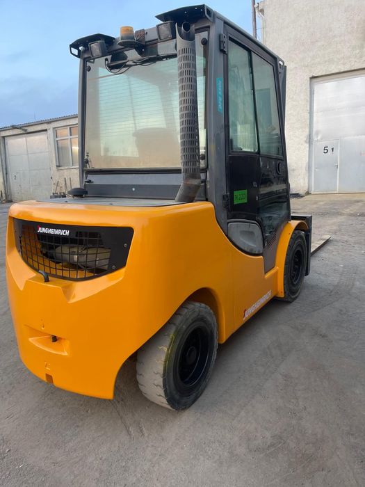 Кара  jungheinrich