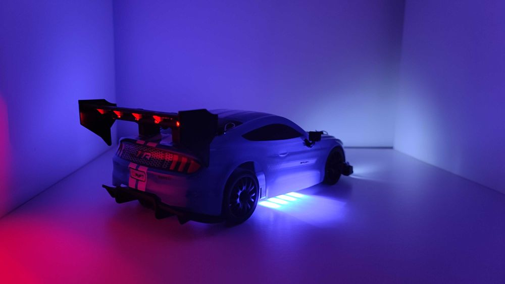 Auto do driftu zdalnie sterowane RC Biało Niebieskie