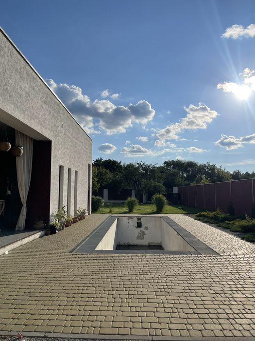 Прода дом у реки в Киевском районе на Большой Даниловке