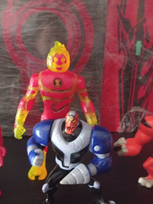 Conjunto de figuras Ben 10