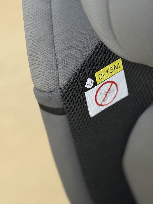 Продаю нове автокрісло від  1 року місців до 12 років ( 76 - 150см )