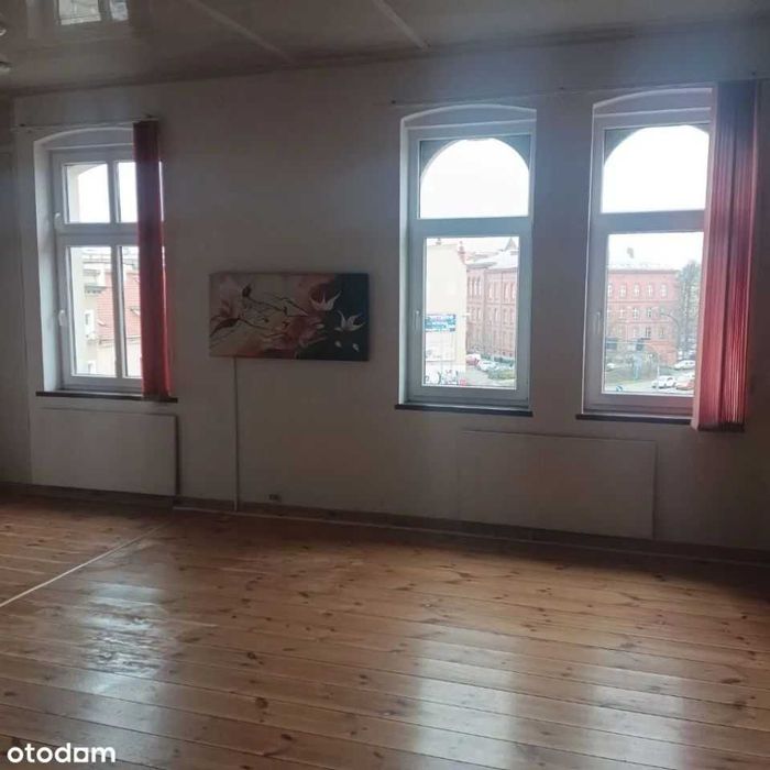sprzedam mieszkanie w centrum 2 pokoje 58m2 własnościowe