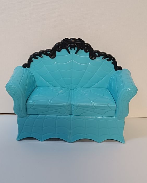 Куклы  Рапунцель Mattel Disney Princess и диван Кафетерий (Coffin Bean