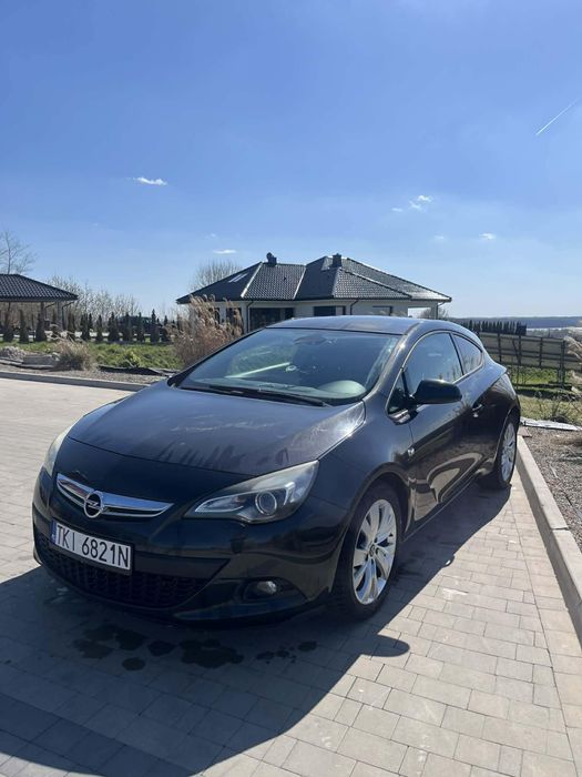 Opel astra j (gtc)