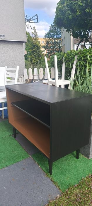 Komoda PRL na nóżkach,na książki.