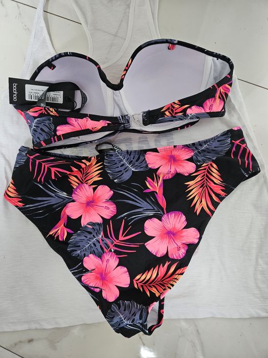 Nowy z metką dwuczęściowy strój kąpielowy boohoo 42