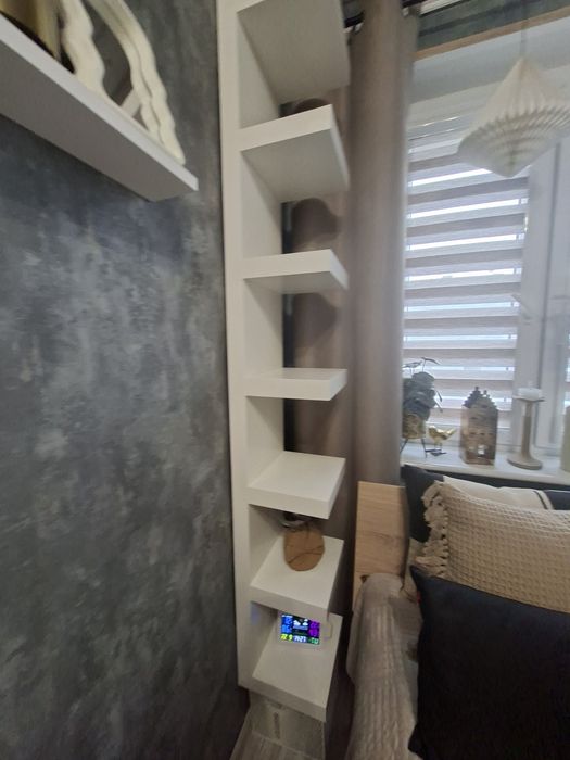 Półka ikea ścienna