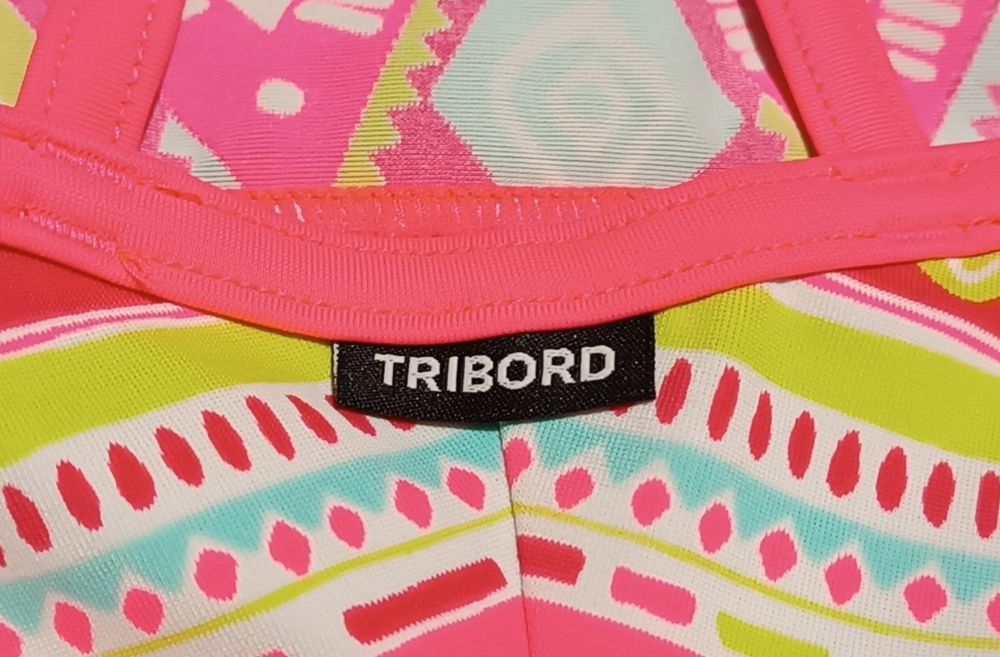 Fato Banho. Menina 6 Anos. Como Novo