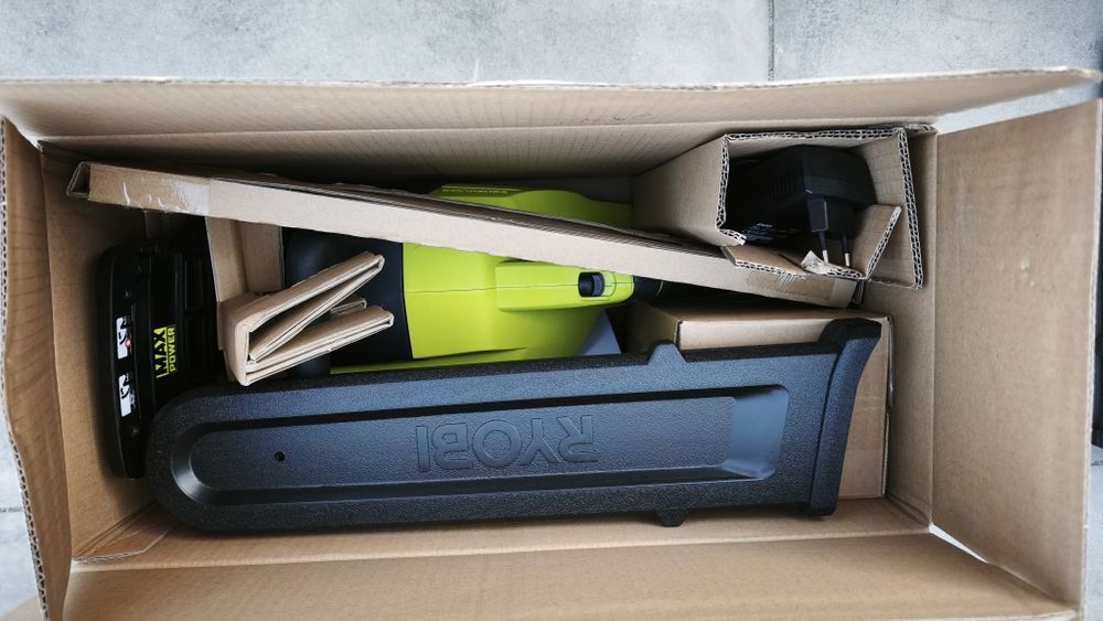 Piła łańcuchowa akumulatorowa Ryobi, RY36CSX40B, NOWA, 36v