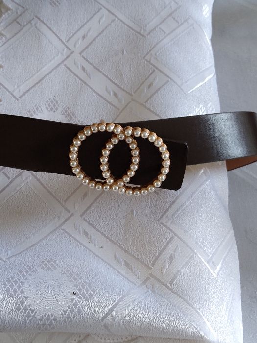 Skórzany pasek Klamra z pereł cudo 105cmX3cm