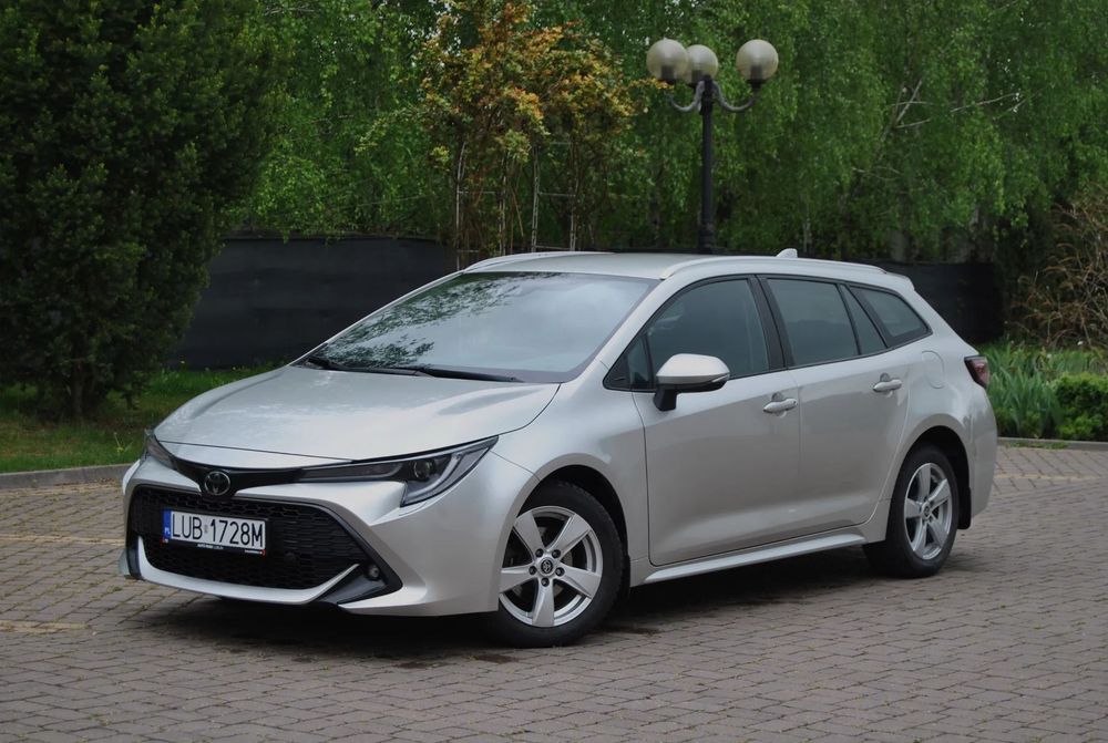 Toyota Corolla GWARANCJA, 2019r, Niski przebieg, Dobre wyposażenie, Ładnie utrzymana!