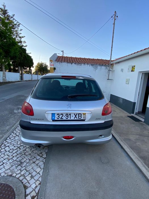 Peugeout 206, Gasolina de 2004