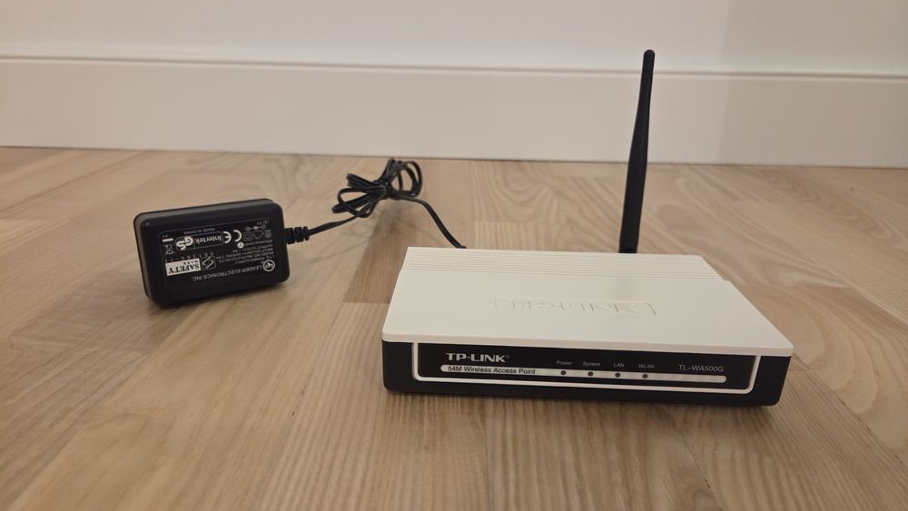 TL-WA500G 802.11b/g 54Mbps wireless AP with eXtended Range
TP-Link ::