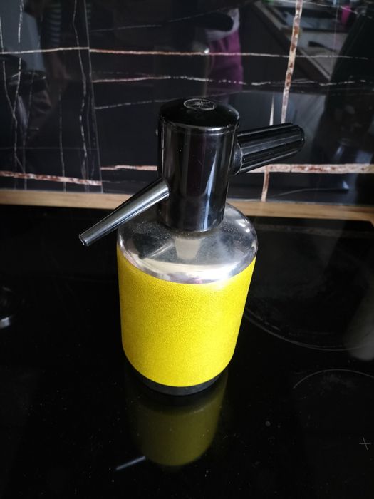 Saturator do wody gazowanej+ naboje