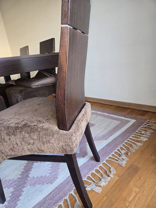 Mesa de jantar com 6 cadeiras