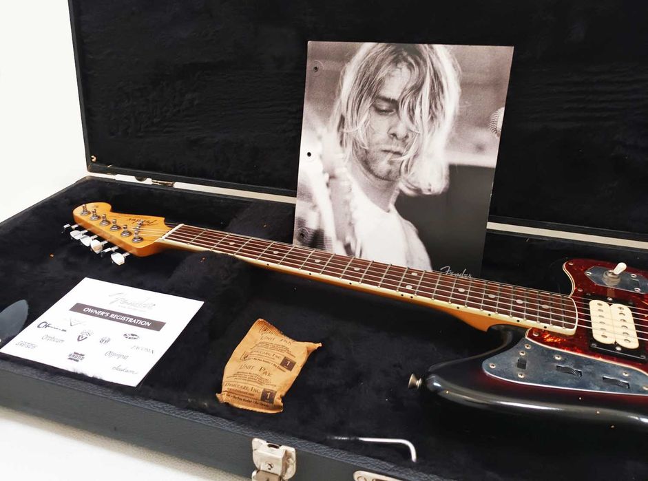 Fender Kurt Cobain Road Worn Jaguar