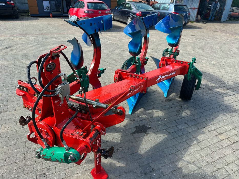 Pług 3 skibowy obrotowy Kverneland F160 SUPER STAN