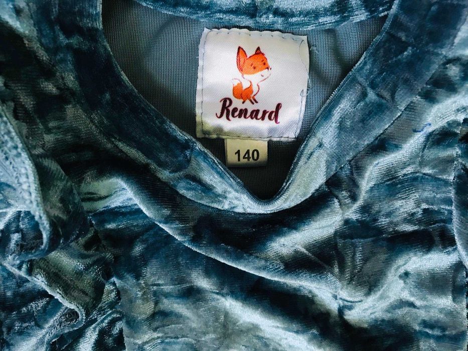 Костюм велюровый спортивный девочке Renаrd рост 140 на 8/10лет