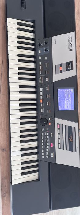 Sprzedam Arranger-keyboard Roland VA-5