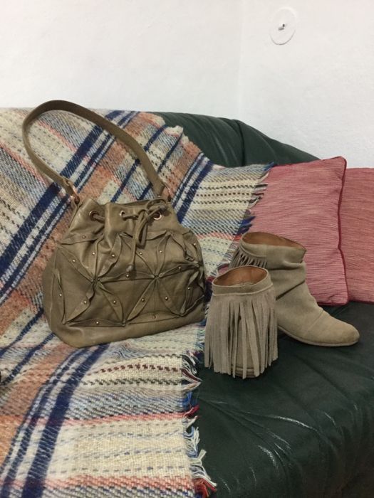 Замшевые ботинки чоботи з бахромою кожаные легкие шкіряні черевички 35