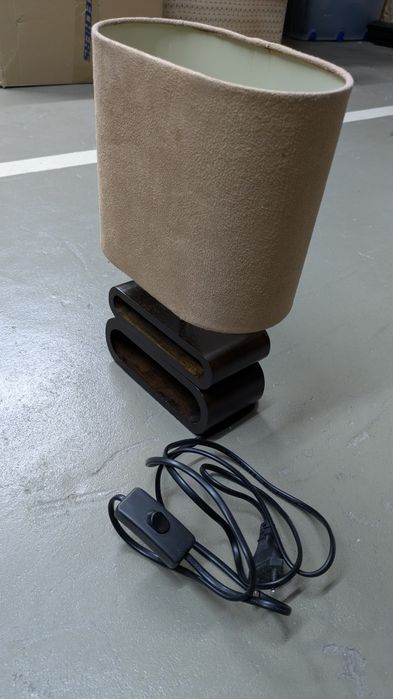 2 bedside table lamps486805486385254402