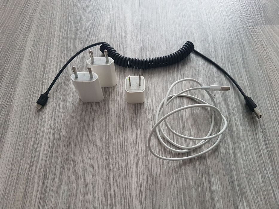 Полный комплект зарядного устройства для Айфон / iPhone - шнуры, блоки