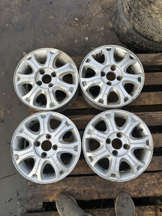 Диски автомобильные легкосплавные р14 4.100