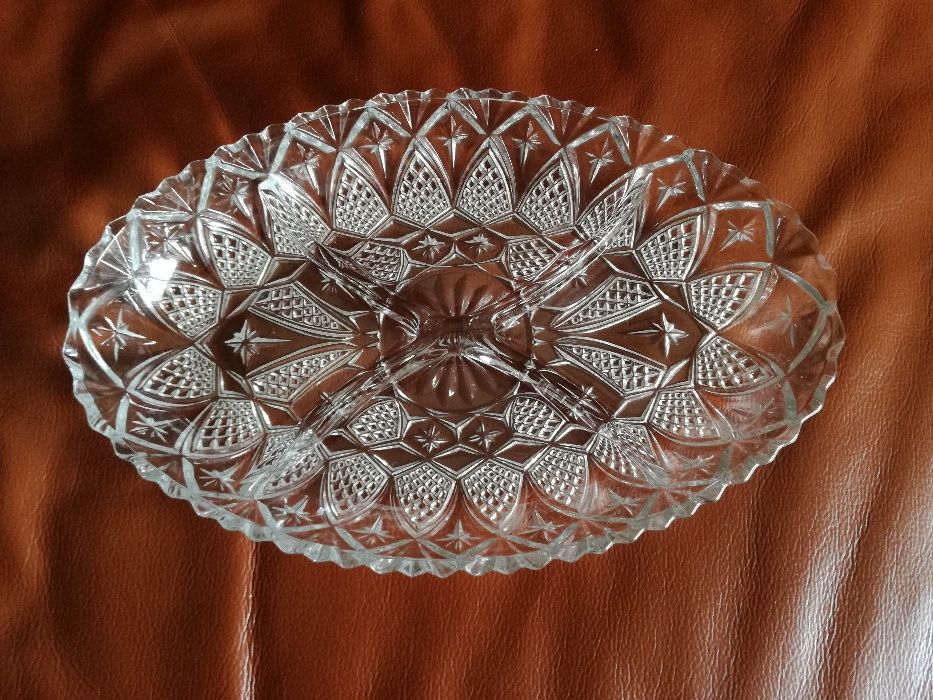 Prato redondo e ou Travessa oval vidro cristal para aperitivos