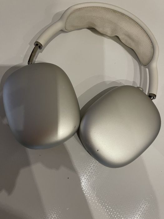 Наушники Airpods max б/у