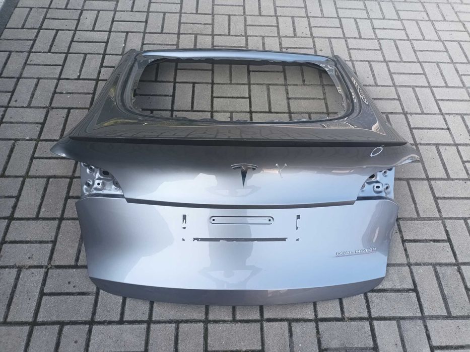 Tesla Model Y кришка багажника ляда рест дорест розборка