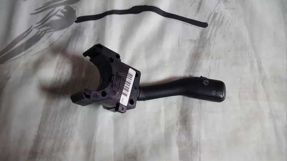 Quadrante AUDI A3 funcional precisa reparação eletrónica + Manete LV