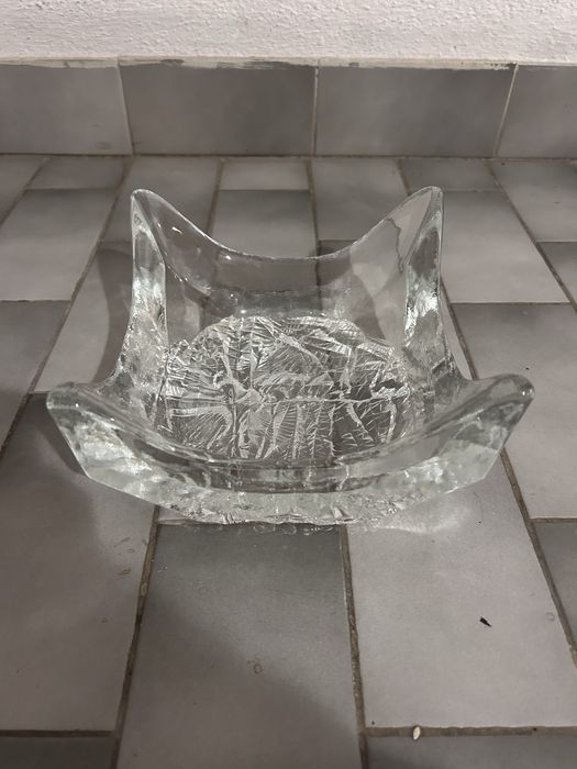 Taça quadrada de vidro