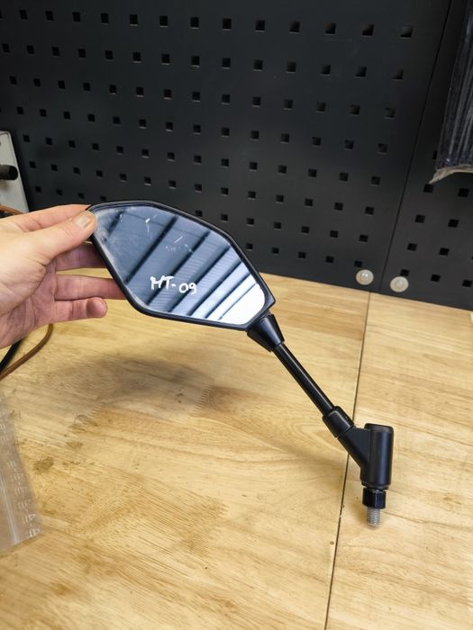 Retrovisor yamaha MT 09