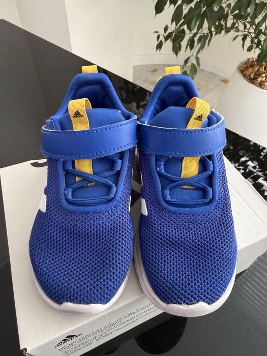 Дитячі кросівки Adidas 25,5 розмір
