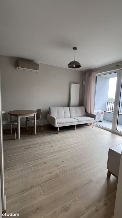 Bezpośrednio od wł | 2 pokoje 39,61 m² + loggia + miejsce w hali garaż