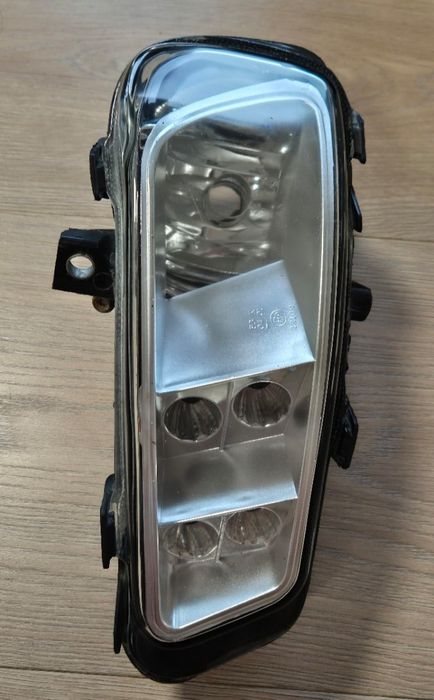lampa halogen LED actros