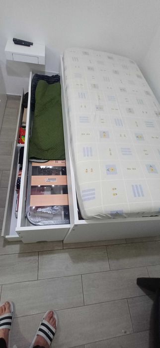 Cama dupla completamente nova