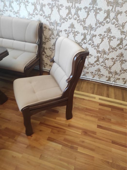 Дубовий кухонний набір