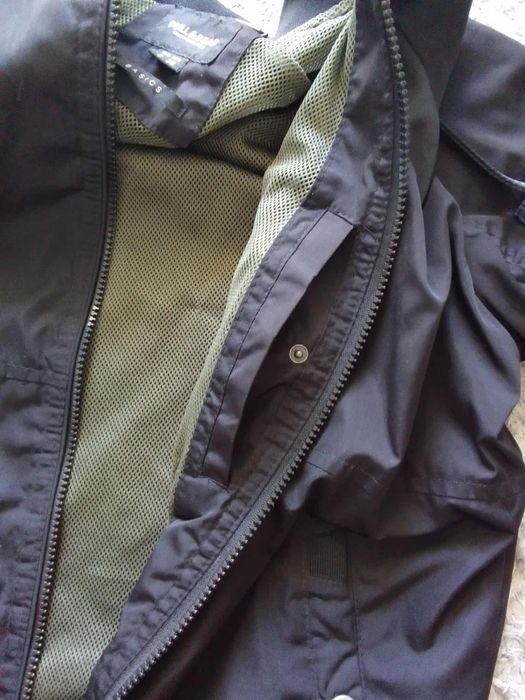 Kurtka bomberka Pull Bear r.S