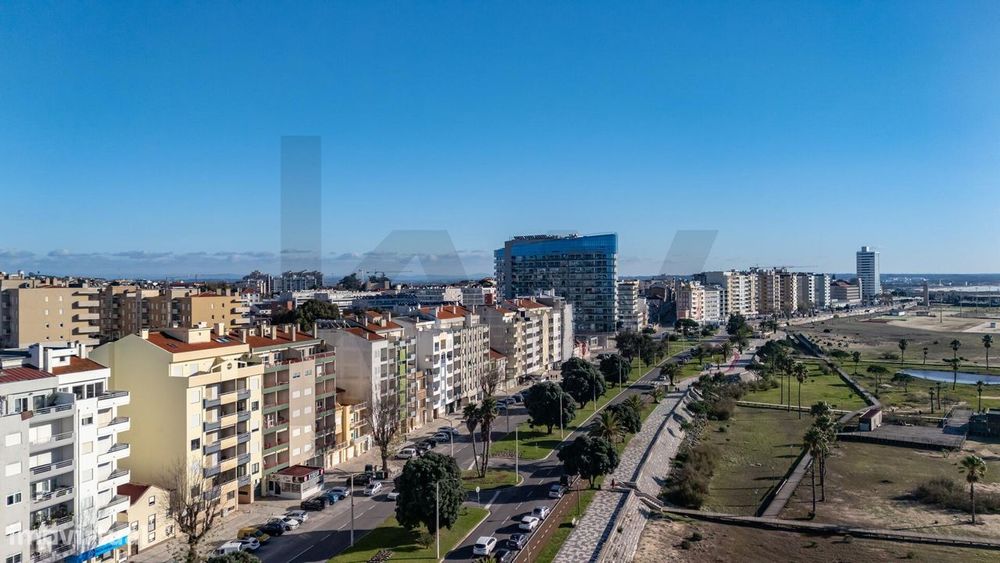 Restaurante em Funcionamento na Primeira Linha de Praia, Figueira da F