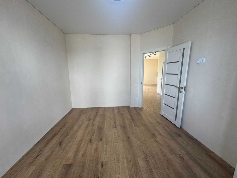 Продається дуплекс з частковим ремонтом, р-н Старого міста
