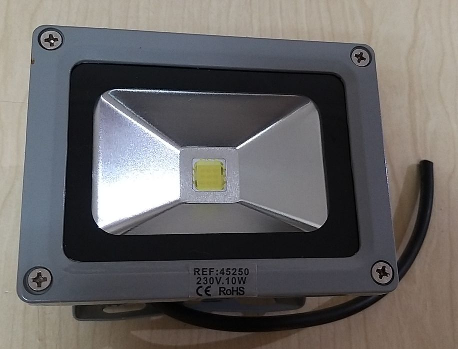 Foco Led de 220v.